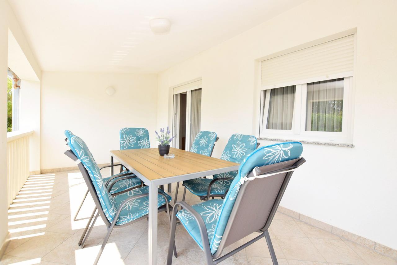 Apartment Diva Nin Luaran gambar