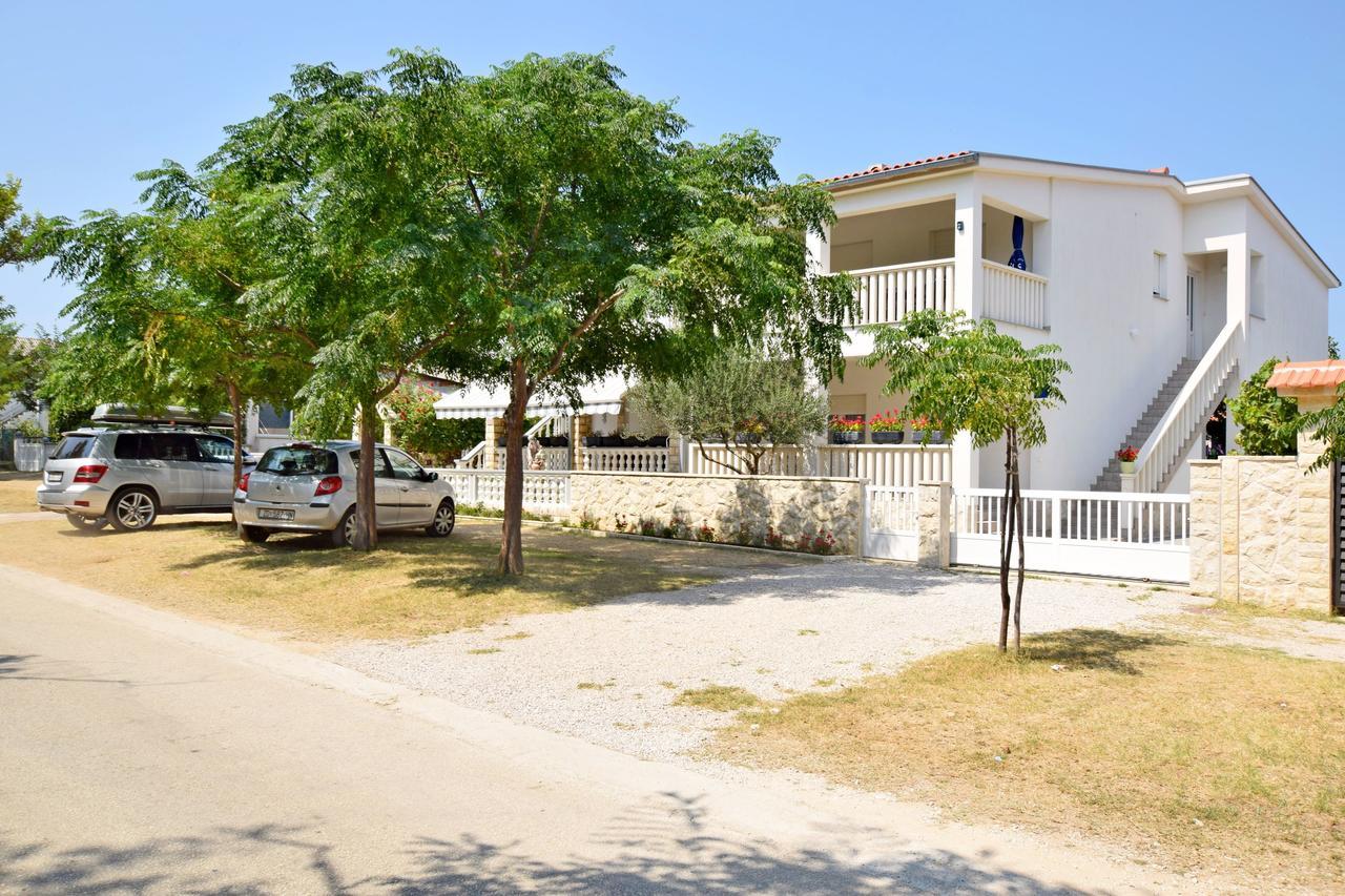 Apartment Diva Nin Luaran gambar